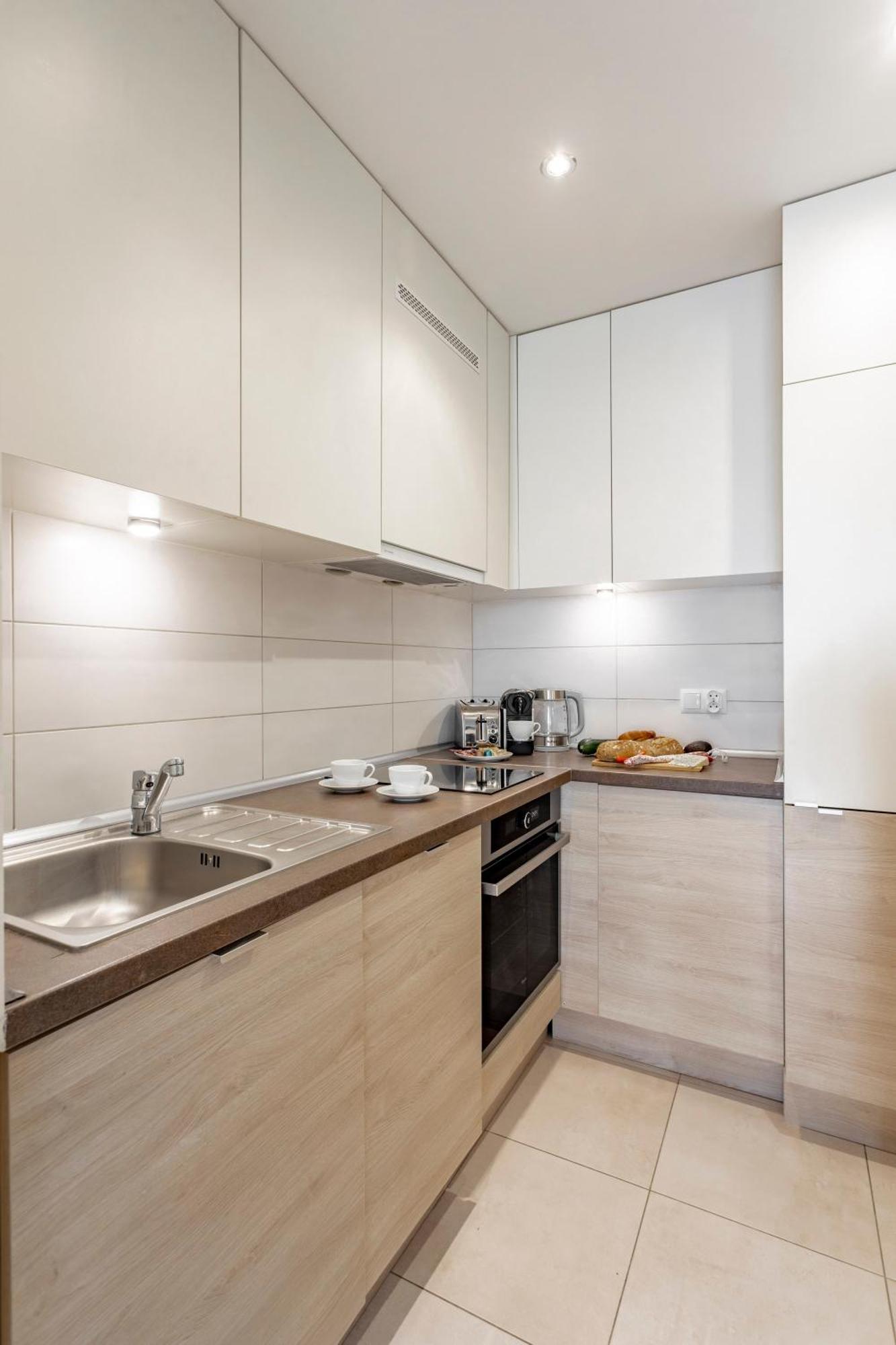 Hala Mirowska Apartments Warsaw Room photo